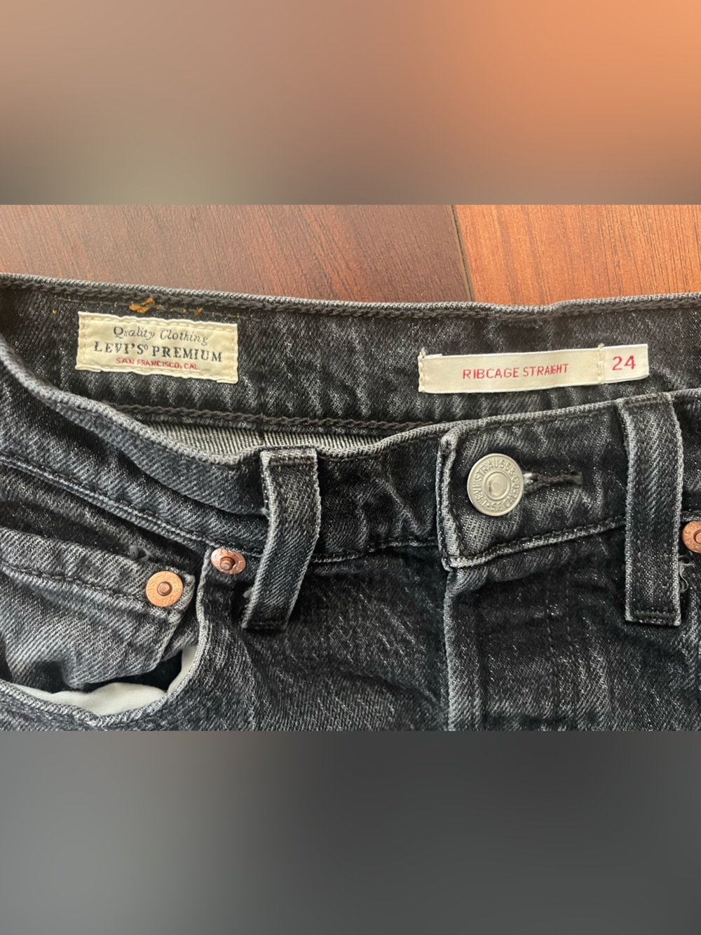 Levi's Premium Ribcage High-rise Straight Leg Black women’s jeans size 24 - Picture 6 of 11